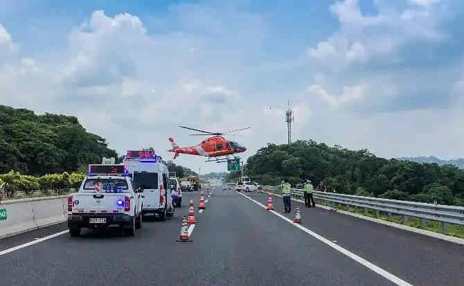商都高速公路汽车救援案例